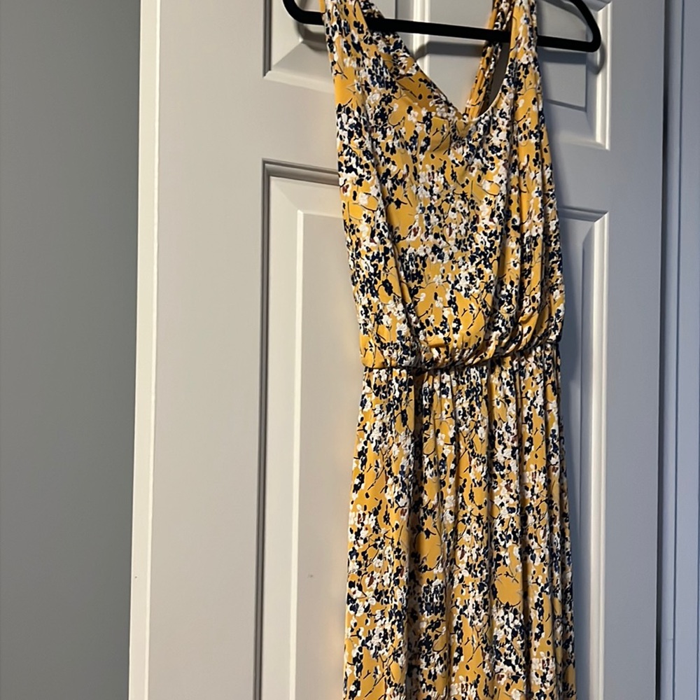Yellow and blue dress perfect for spring!